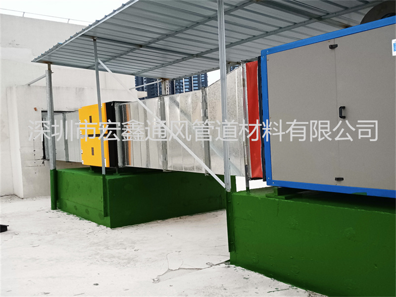 深圳龍崗大型（xíng）商業街公共排（pái）油煙管道安裝工程案（àn）例